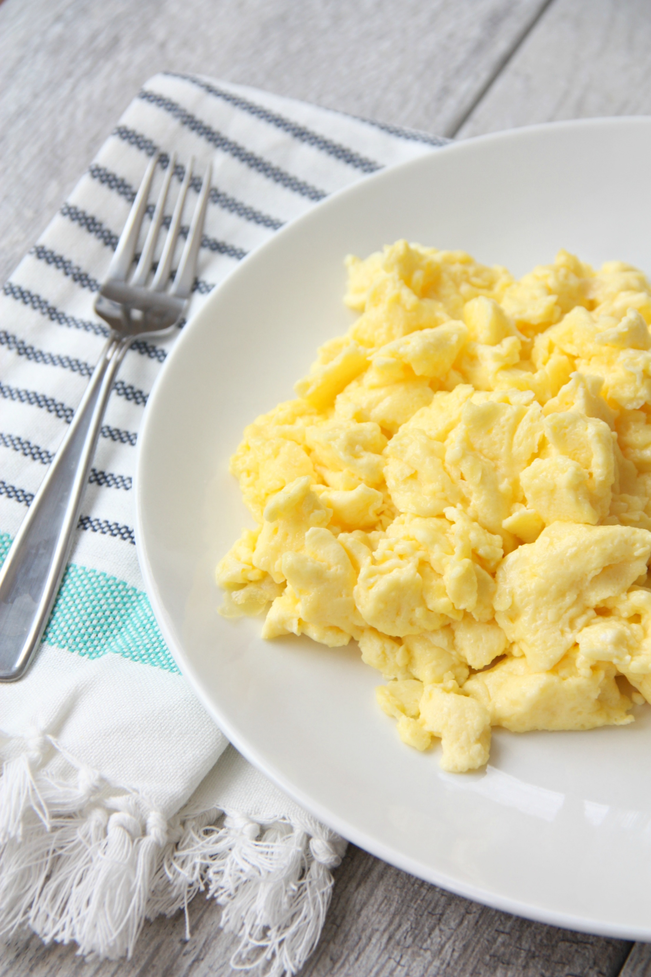 How to make perfect, fluffy scrambled eggs - My Mommy Style